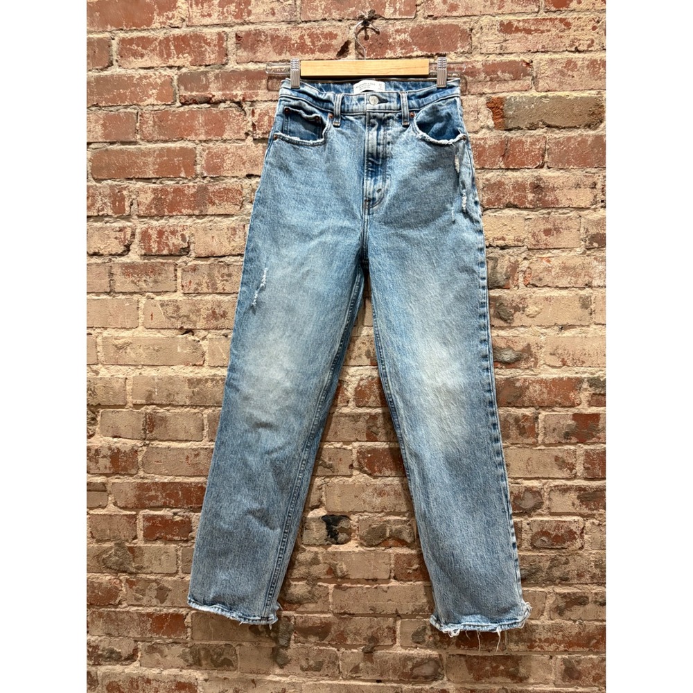 Abercrombie & Fitch The 90s Straight Ultra High Rise Distressed Jeans 27/4R - Picture 2 of 8